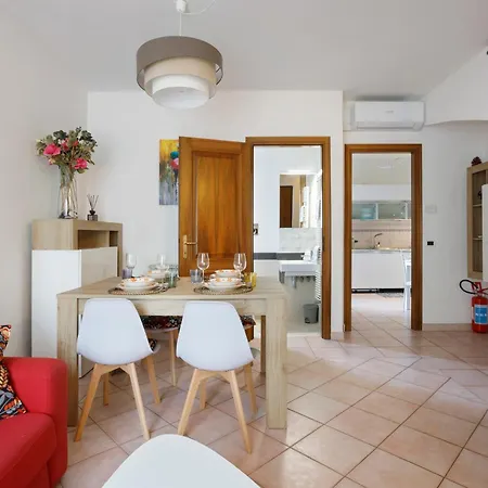 Holiday home Villino Flora A *